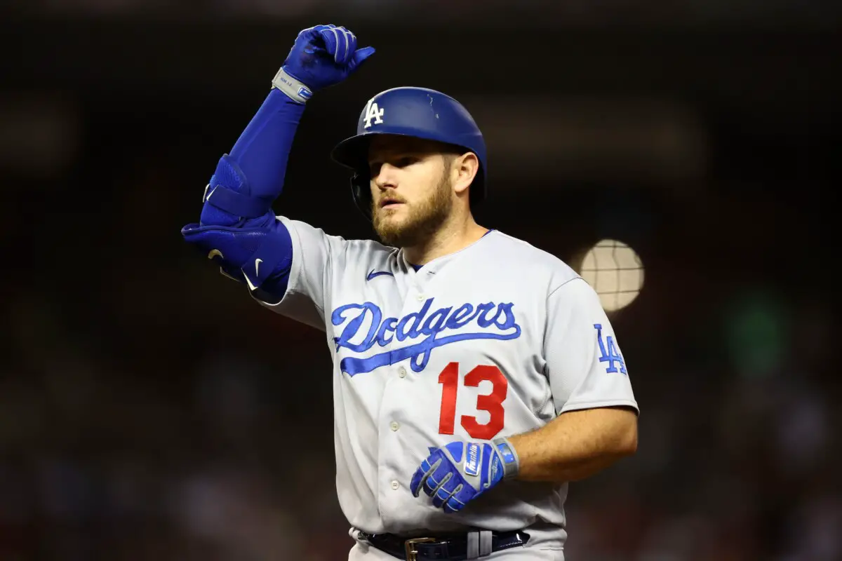 Dodgers' Max Muncy embracing 'less is more' mentality – Orange County  Register
