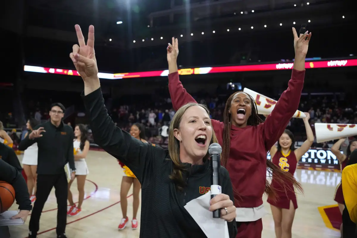 USC Women's Basketball Lands Elite 2025 Recruits Kayleigh Heckel and